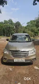 Toyota Innova 2009-2011 2.0 VX 8 STR, 2010, Diesel