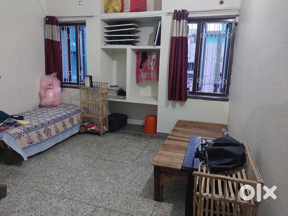 Pushpa girls hostel