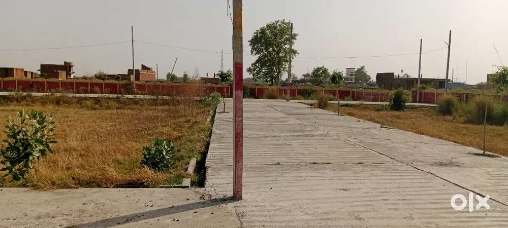 Unnao RTO office ke pass plot uplabdh hai