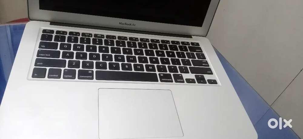 Apple laptop on sale in Best condition