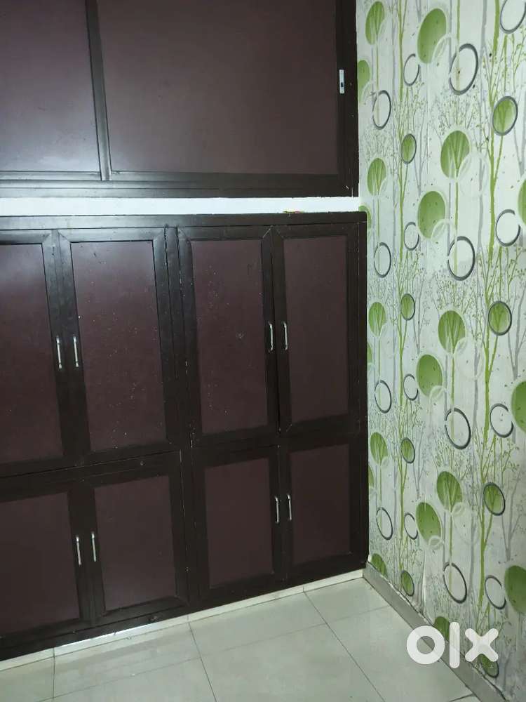 2room set Indira Nagar independent semi furnished