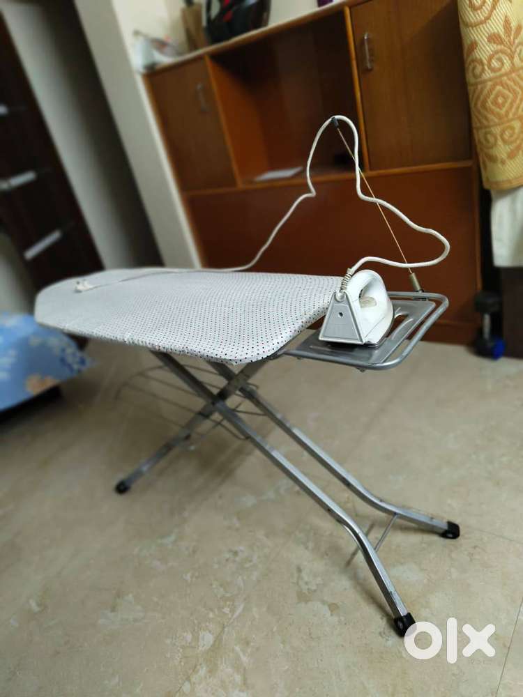 Ironing Board with ironing box (Philips)