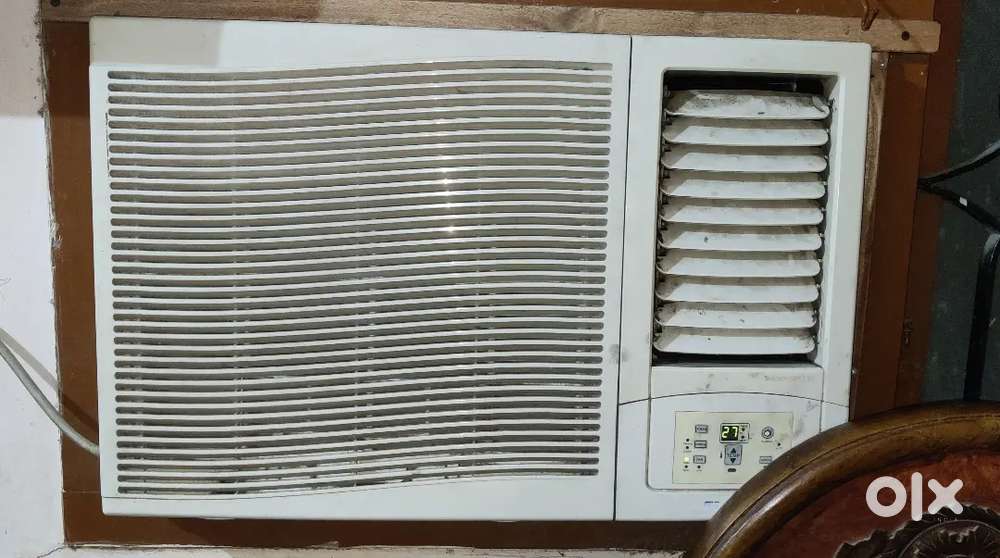 Blue star window ac in excellent working condition