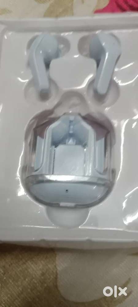 Ultrapods max wireless airbuds