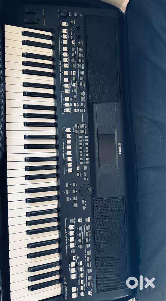 Yamaha PSR SX 600