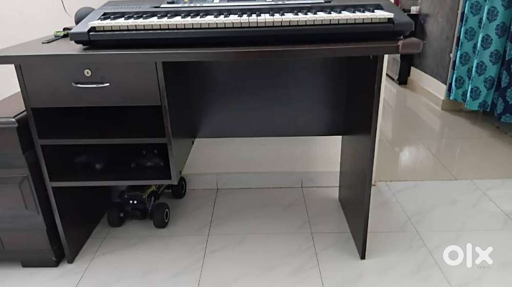 Monitor Laptop table