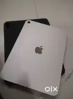Apple iPad 11th Generation – (Excellent Condition 128GB AND WIFI ONLY