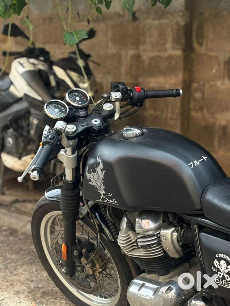 Ss moto corp full system exaust  worth 38k and custom tank paint with