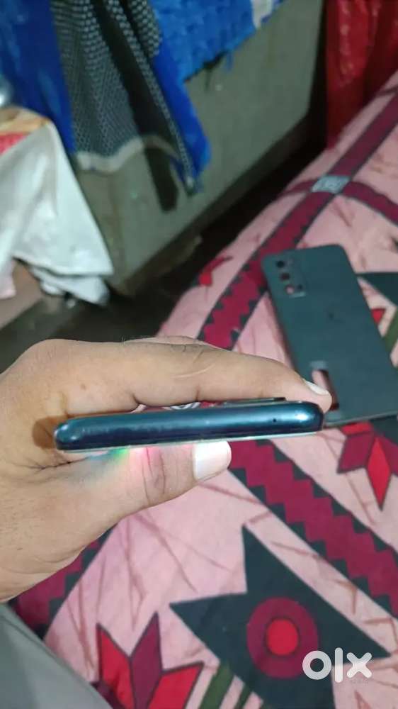 Realme X7 pro display line issue