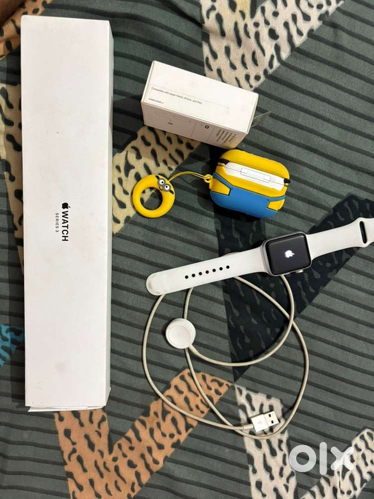 Apple watch and apple airpods pro brand new all acc