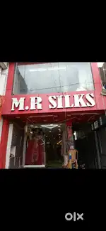 Floor manager wanted jeans only