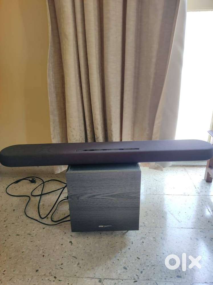 Yamaha YAS 108BL Soundbar and BIC America V-80 Subwoofer