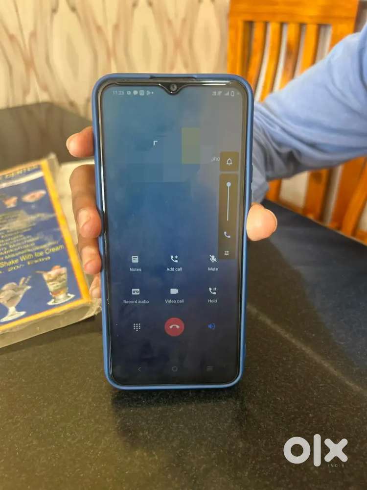 128/6 gb ram/rom