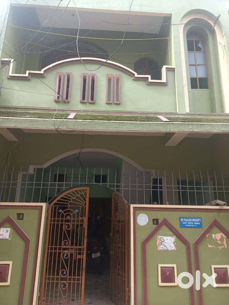 need 2boy student room mate for each 1700