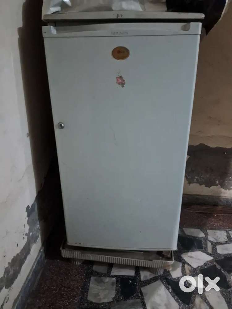 Lg fridge with good condition