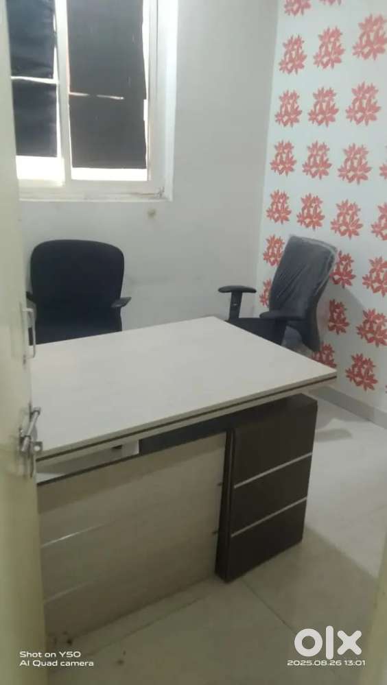 1 boss cabin 10 workstations office space in indirapuram