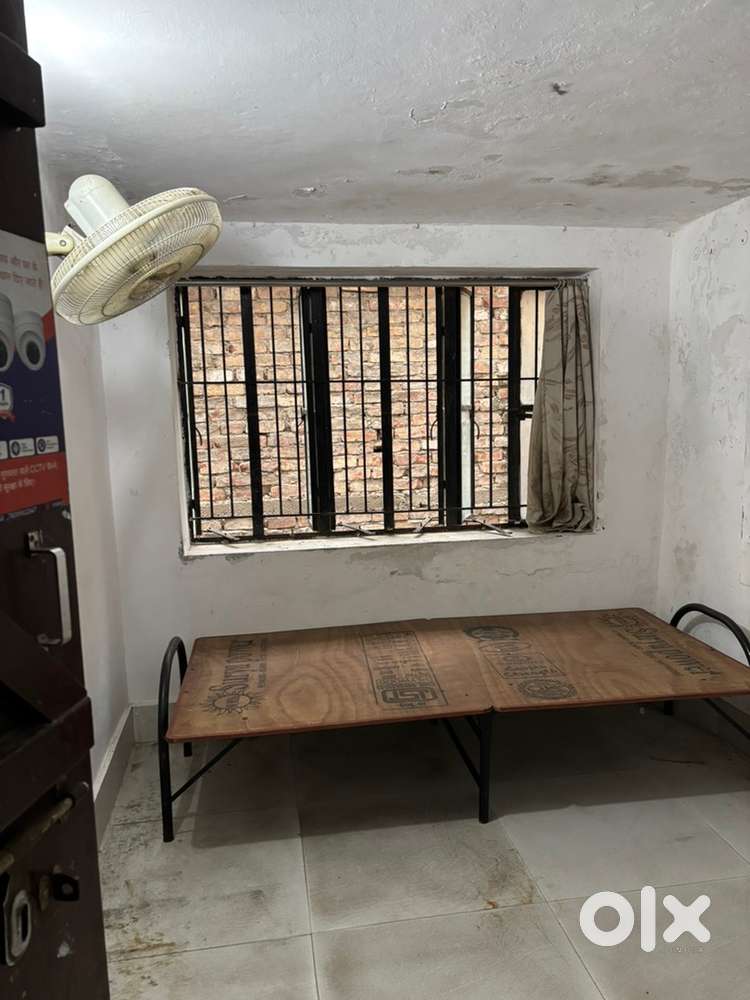 छोटा कमरा अकेले studend के िलए