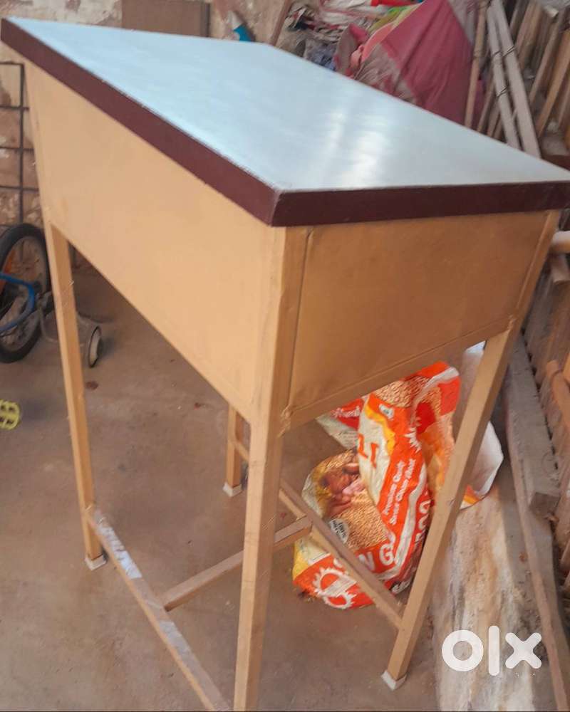 Lecture stand