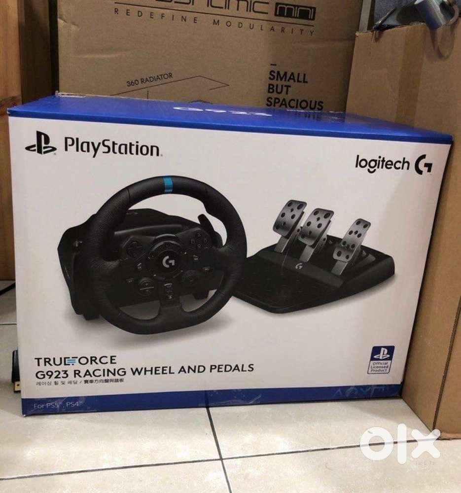 New Sealed Packed Logitech G923 Racing Wheel for PS5, PS4, PC & Mac