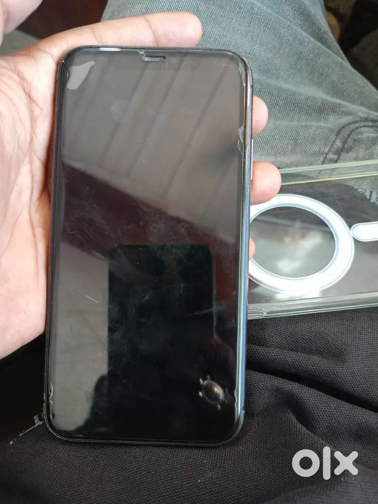Iphone 11 good condition