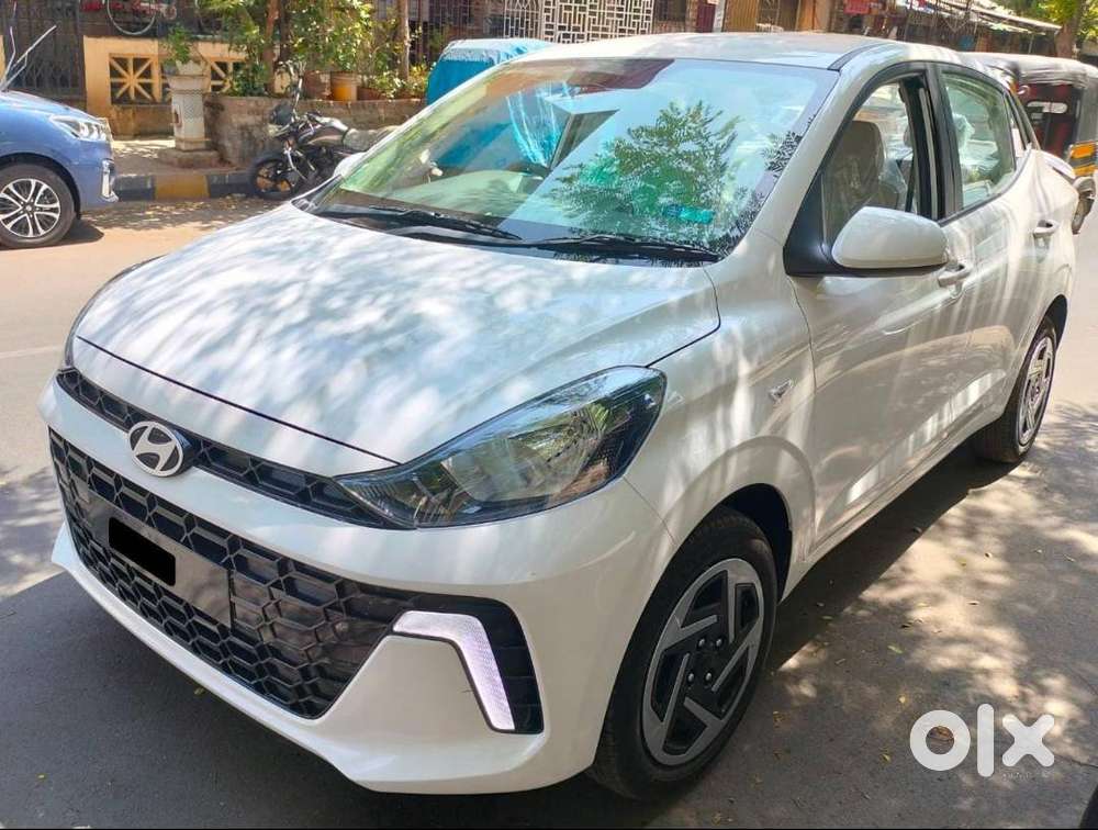 HYUNDAI AURA