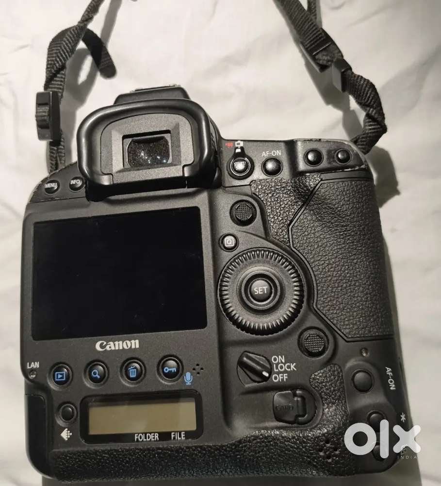Canon 1DX Mark II – New Shutter & Board  Excellent Condition”