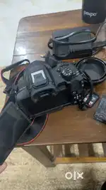 Camera Canon EOS R50