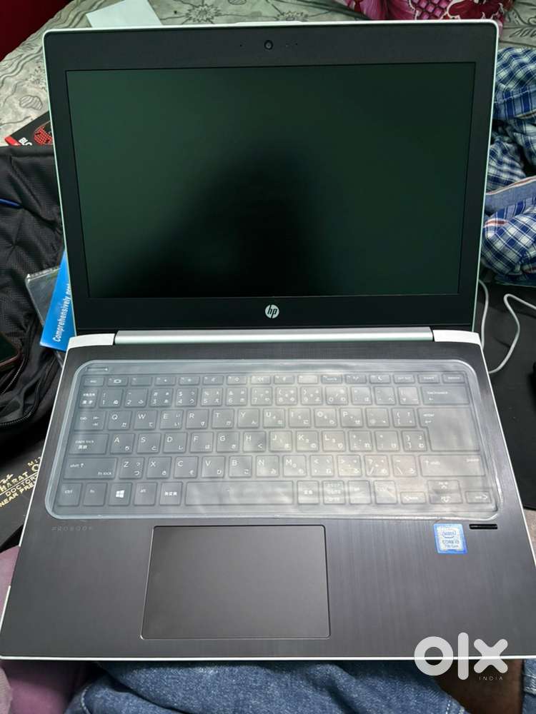 Hp laptop i7 8’256 new condition ornignal charger ke sath
