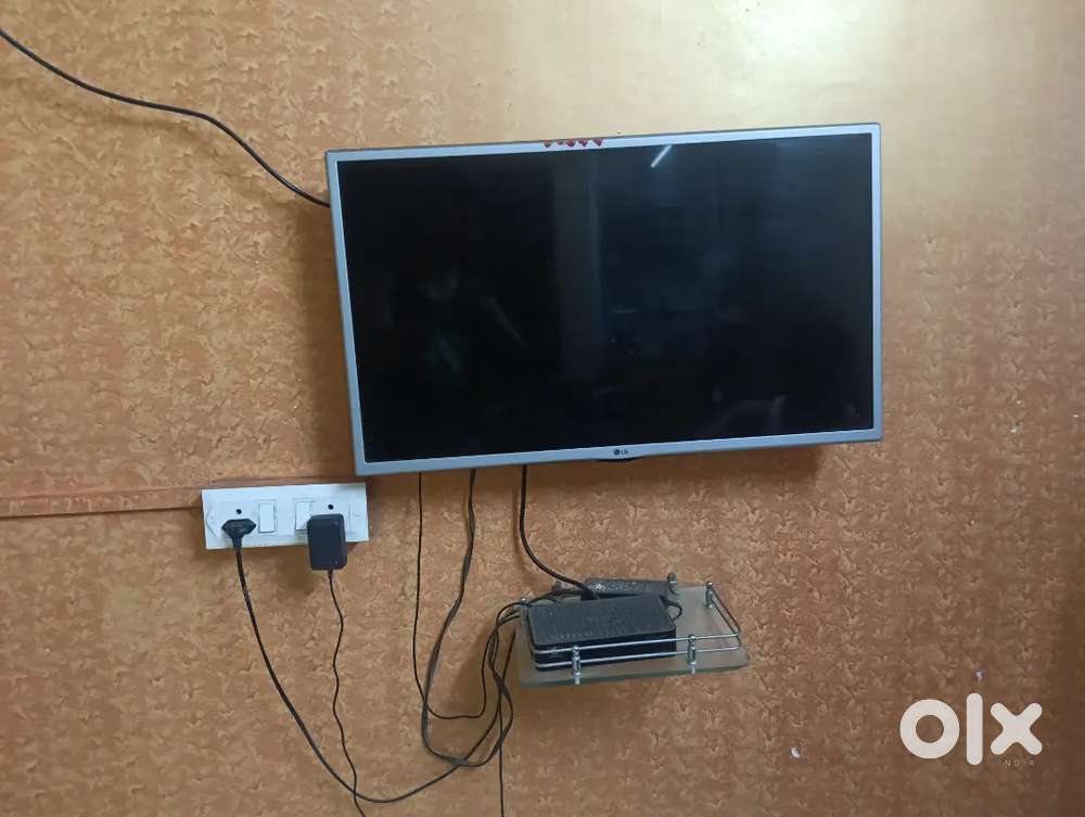 LG 32inch smartTV