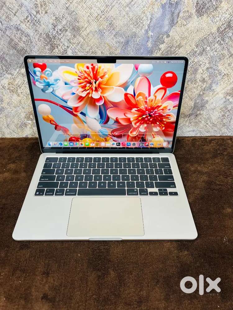 Apple MacBook Air M4 16 Gb 512 SSD Apple In warrnty only 79999₹