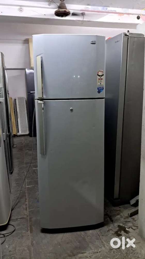 L.g d/d 280 ltr. And L.g 230 singal door o. And Perfect condition