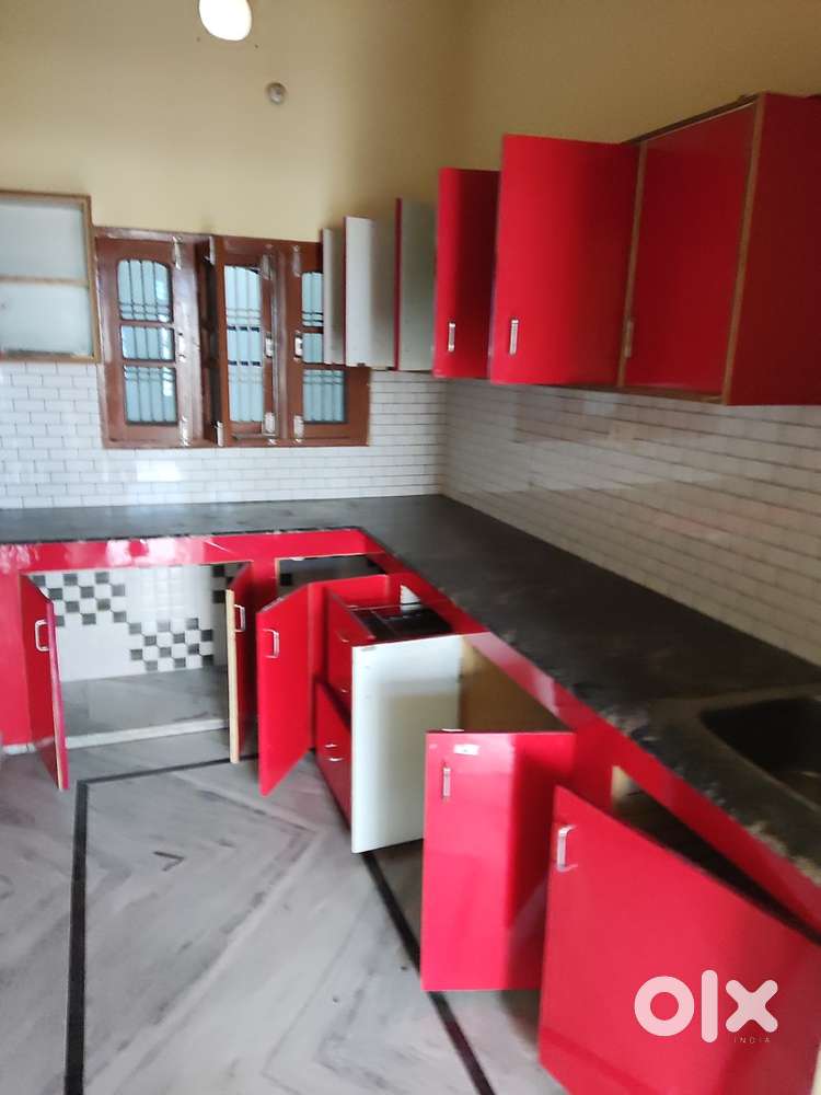 2 Bedroom, kitchen set for rent