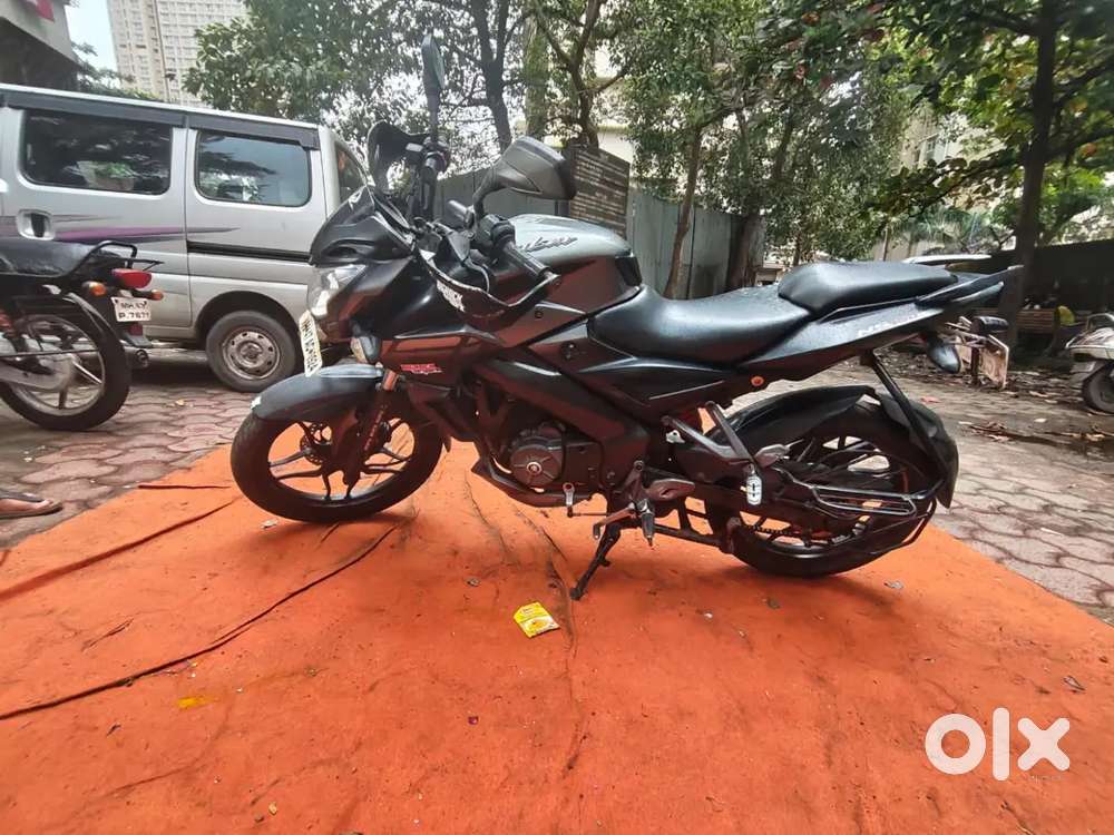 Pulsar NS 160 Good Condition price negotiable 2nd Owner