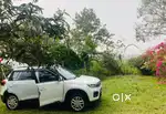 single hand drive, ext warranty till Nov 2025, many accessories fit