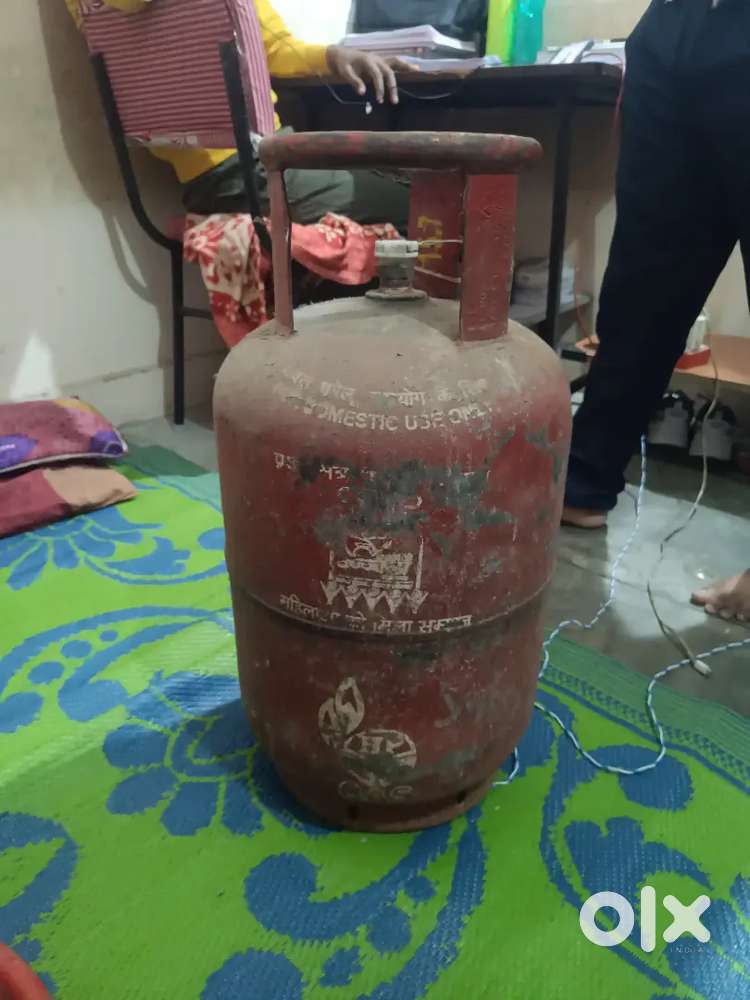 2300 में गैस बड़ा