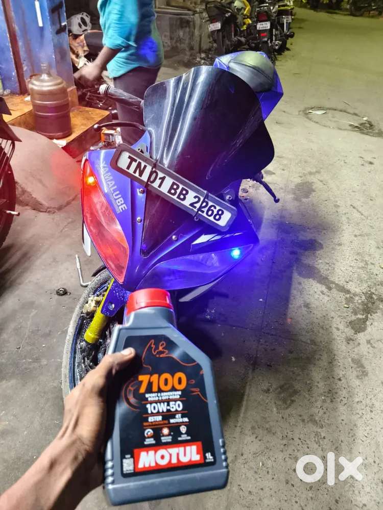 R15 v2 perfect condition