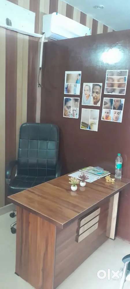 Cosmetic laser center