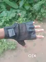 Leather Hand gloves