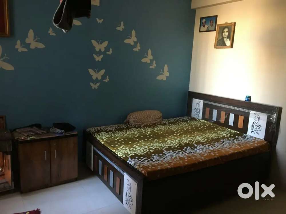 On rent available fully furnished 2BHK Flat