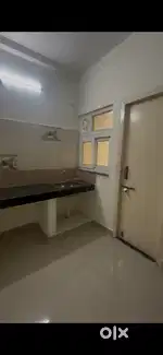 Looking for female flatmates