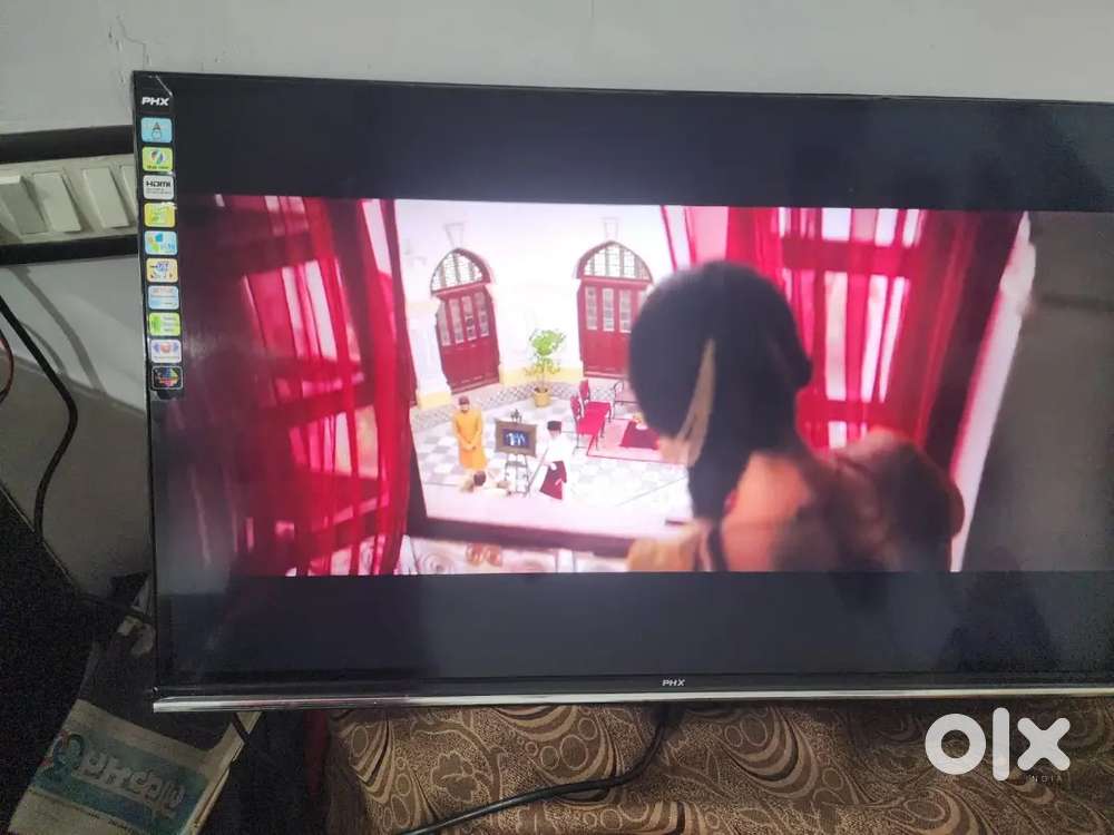 Phx 32 inch smart tv frame less sony party speaker and dvd player box
