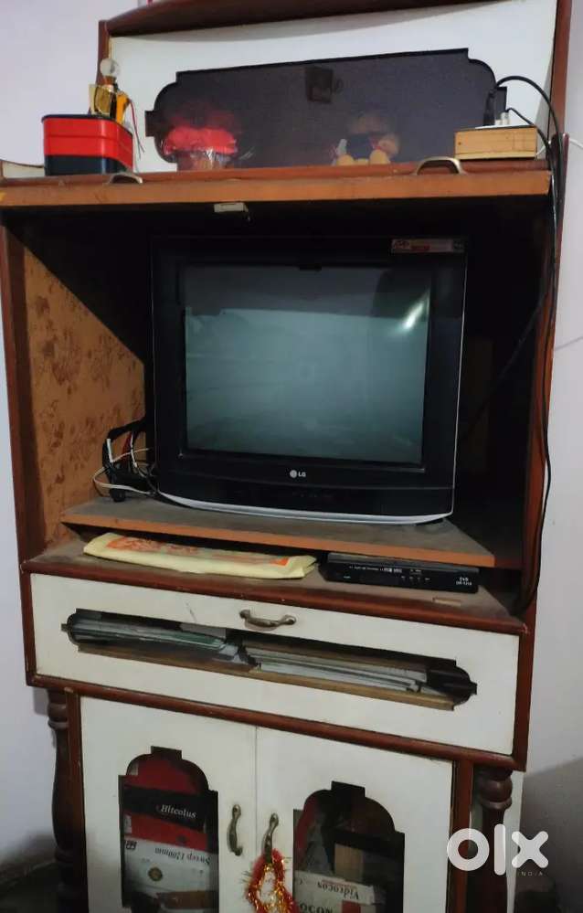 Tv trolley