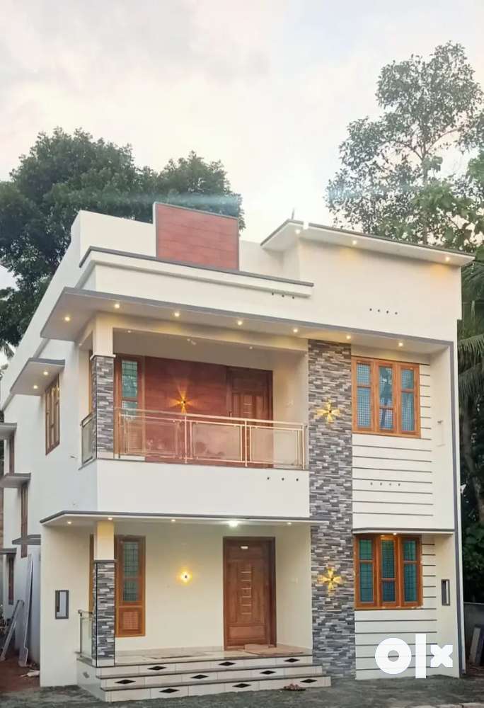 4BHK HOUSE FOR SALE