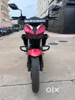 Hero Xtreme 125R - Split seat ABS