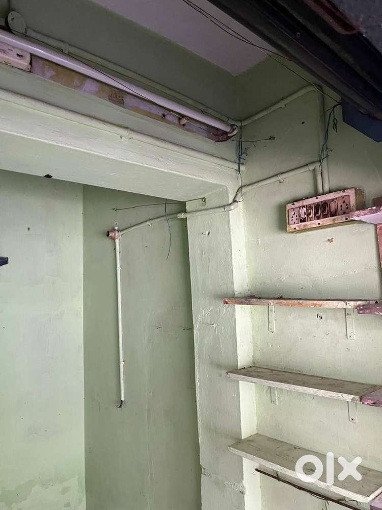 SHOP - Rent - Ironing, Water Can Supply, Grocery, Bunk