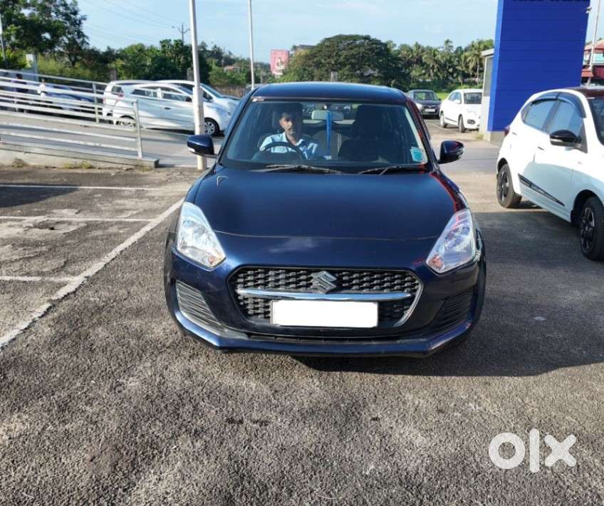 Maruti Suzuki Swift VXi + Manual, 2023, Petrol