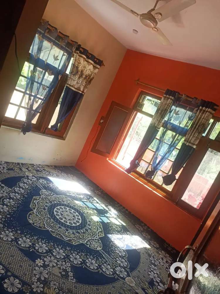 Hyderpora laloo shesgari bagh house no 64