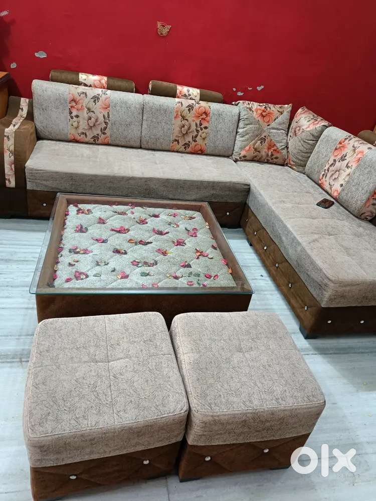 10 seater sofa set like a new one