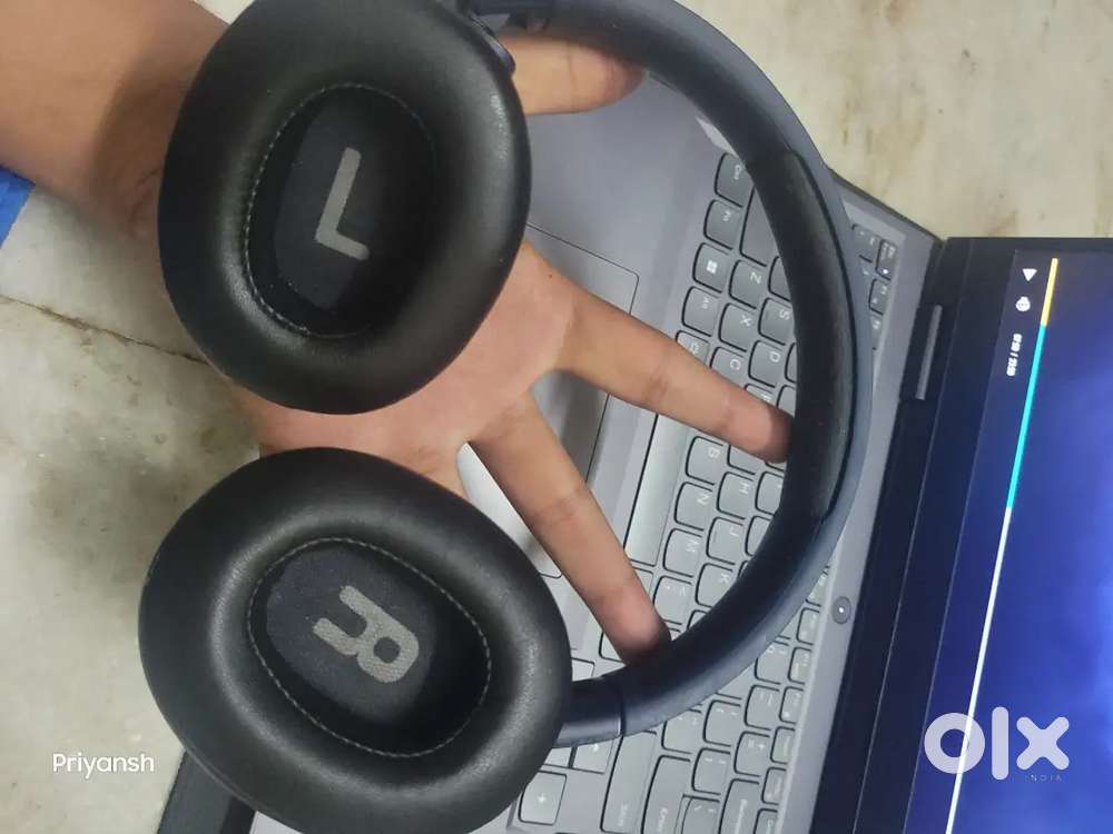 Jbl Headphones TUNE 700BT