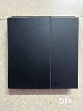 PLAYSTATION 4 PS4 WITH WARRANTY